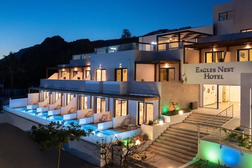 Готель Eagles Nest Hotel 3*