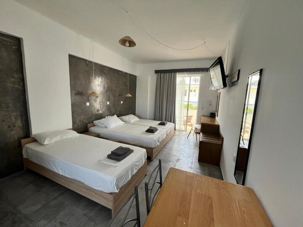 Фото Family House 3*