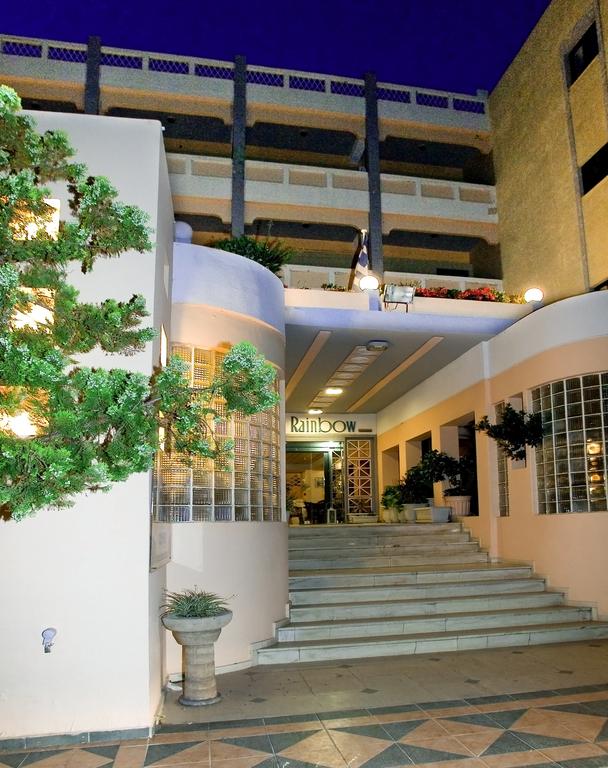Готель Rainbow 2*
