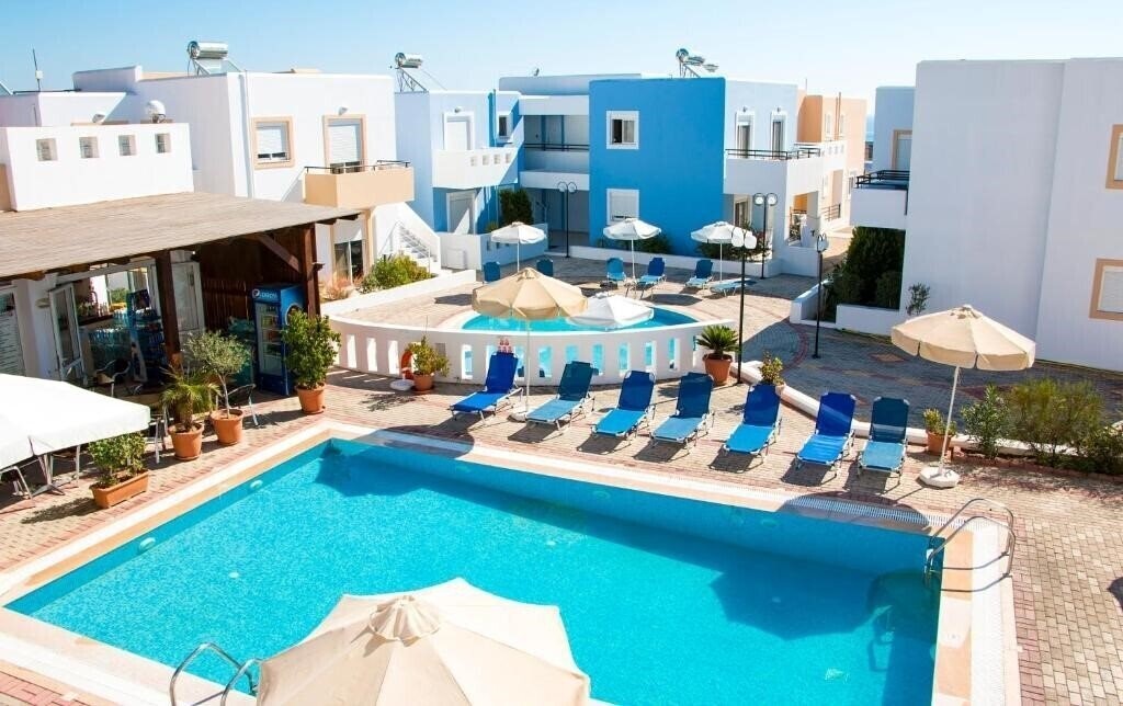 Фотографія Gennadi Gardens Apartments 3*