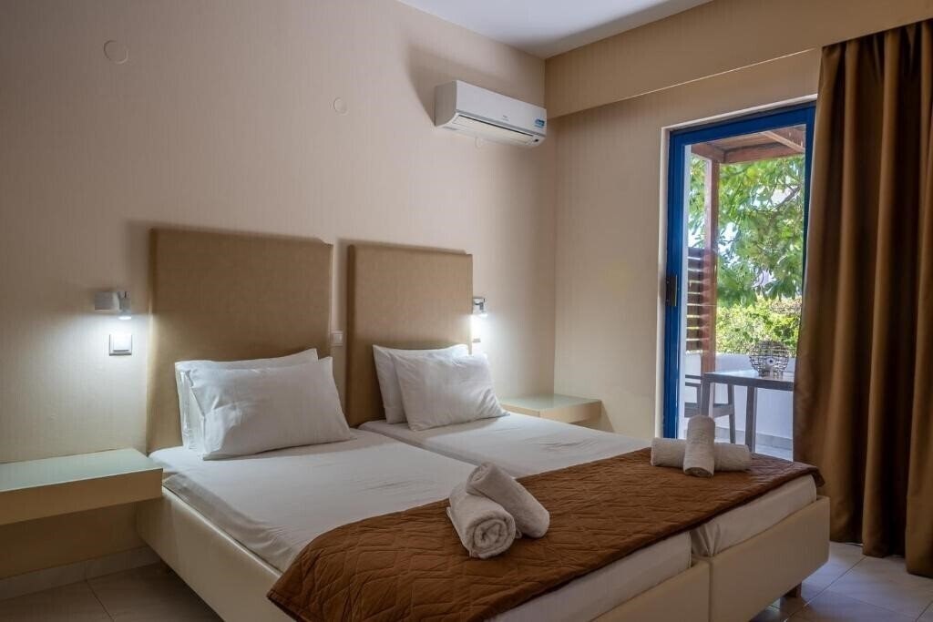 Фотография Triantafillas Apartments 3*