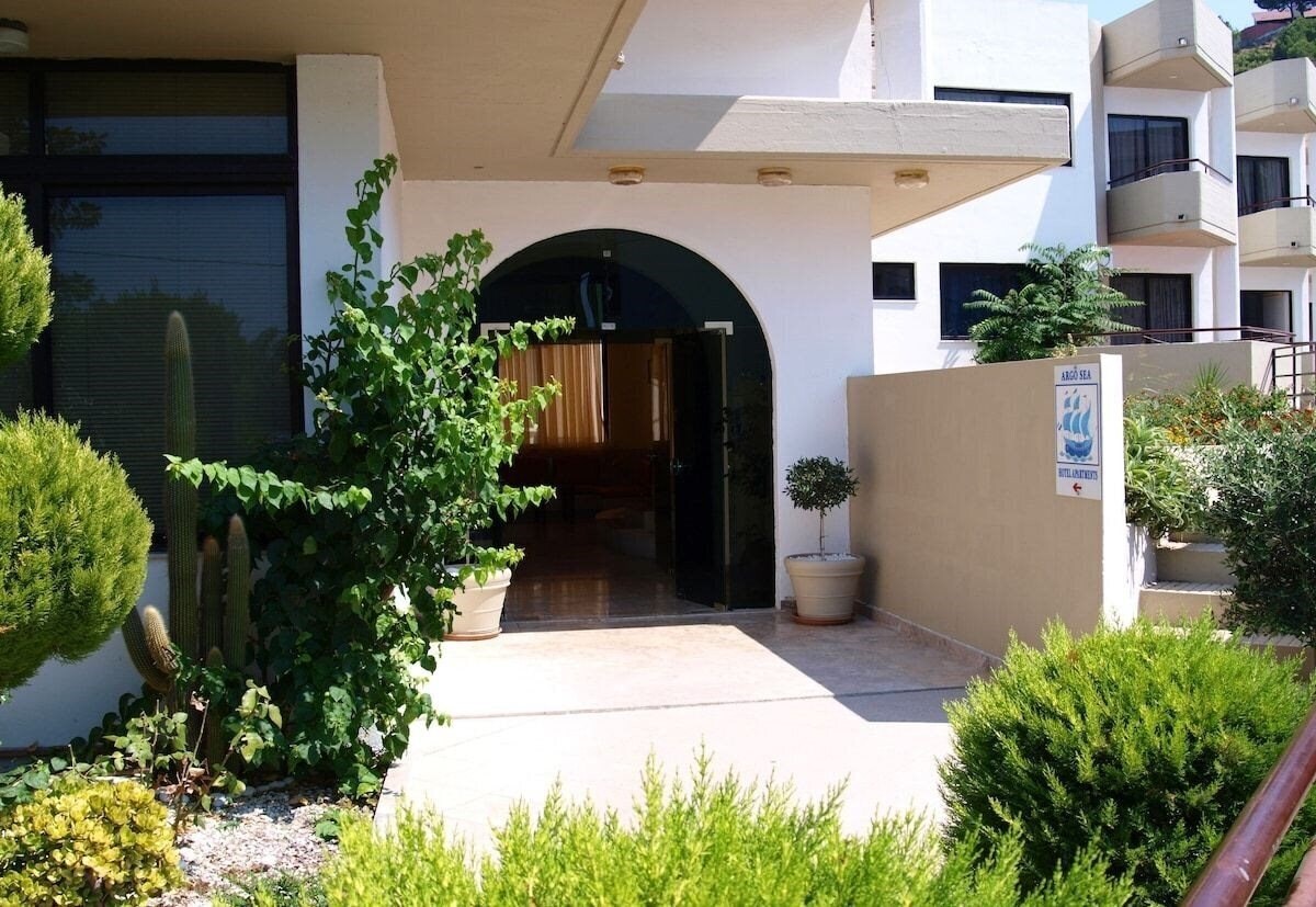 Готель Argo Sea Hotel 3*