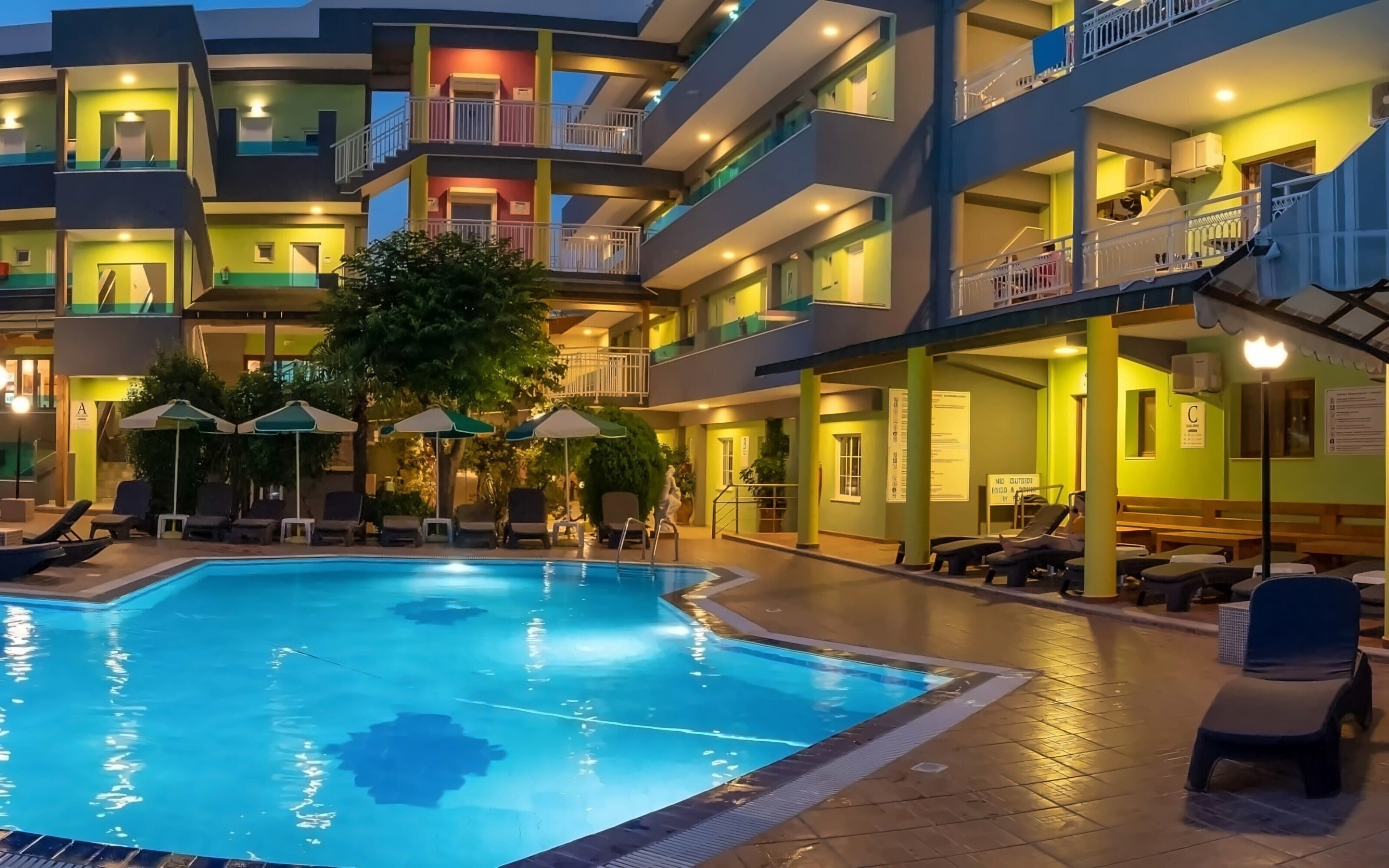 Фото Grecian Fantasia Resort 2*