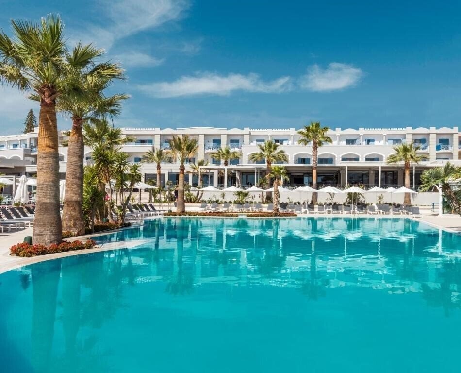Готель Mitsis Rodos Village Resort 4*