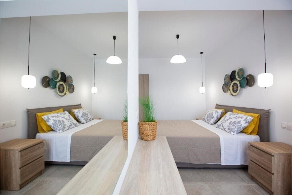 Фото Reni Studios 1*