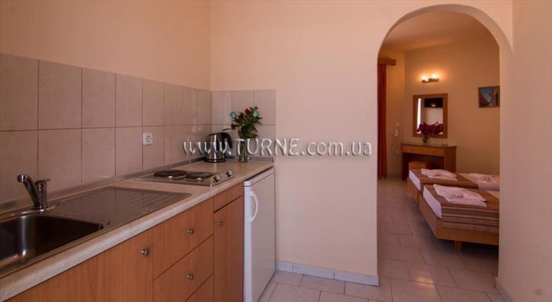 Отель Villa George Studios 2*