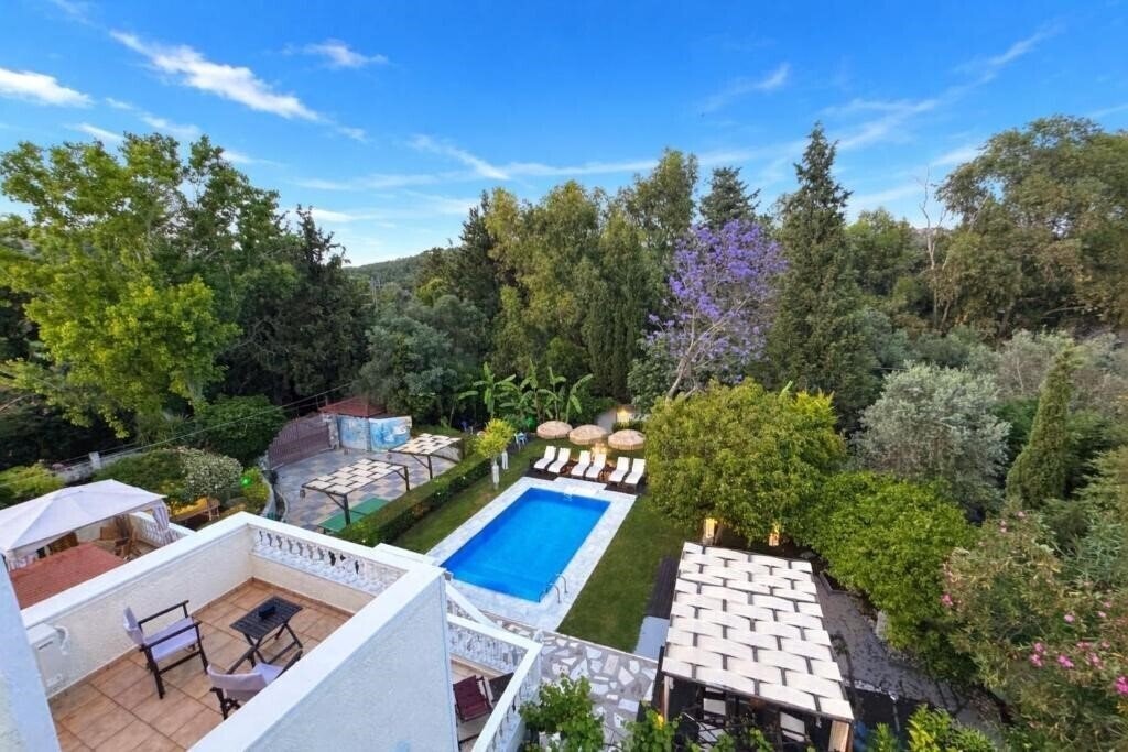 Отель Villa Small Paradise 5*