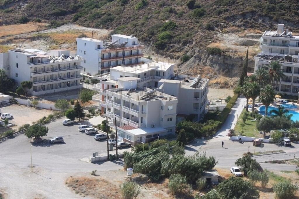 Отель Faliraki Dream Apartments & Studios 2*