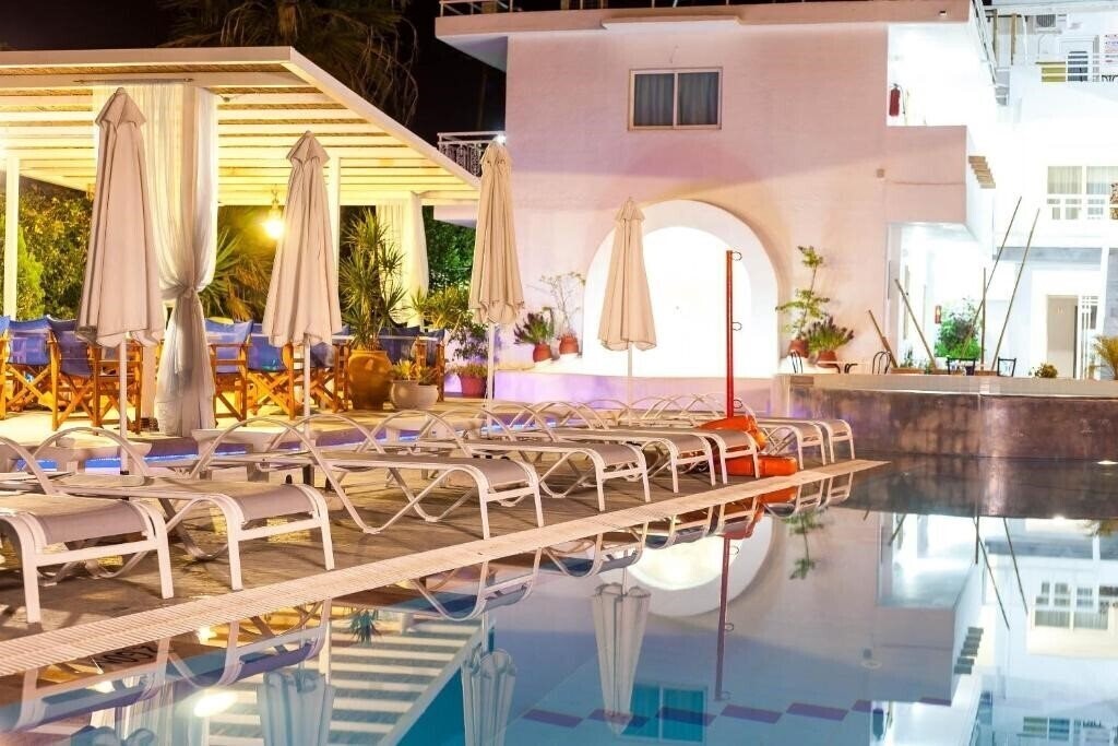 Картинка Tina Plus Hotel 4*