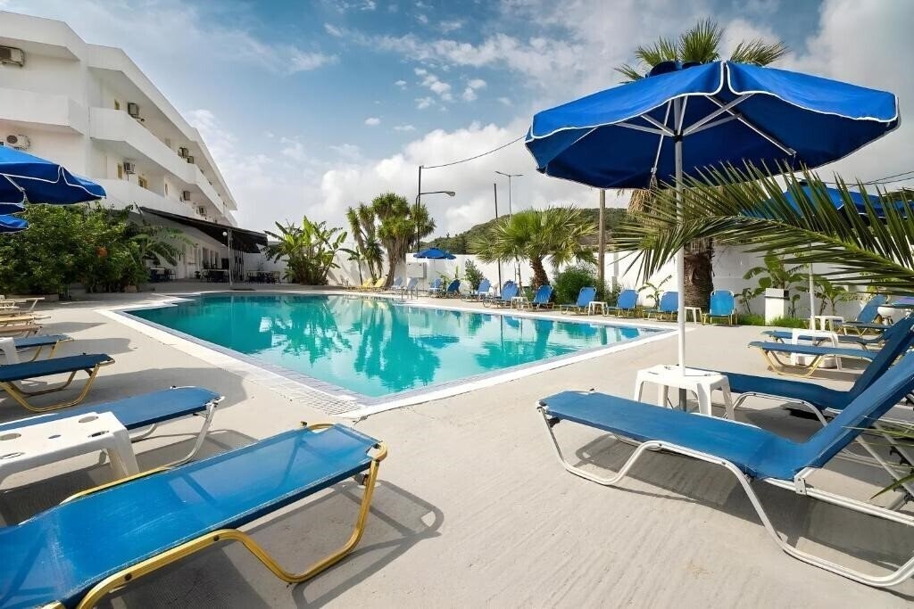 Отель Sotirakis Hotel Studios 2*