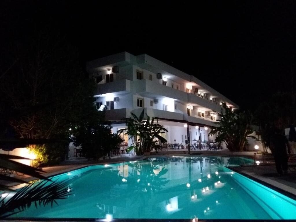 Готель Sotirakis Hotel Studios 2*