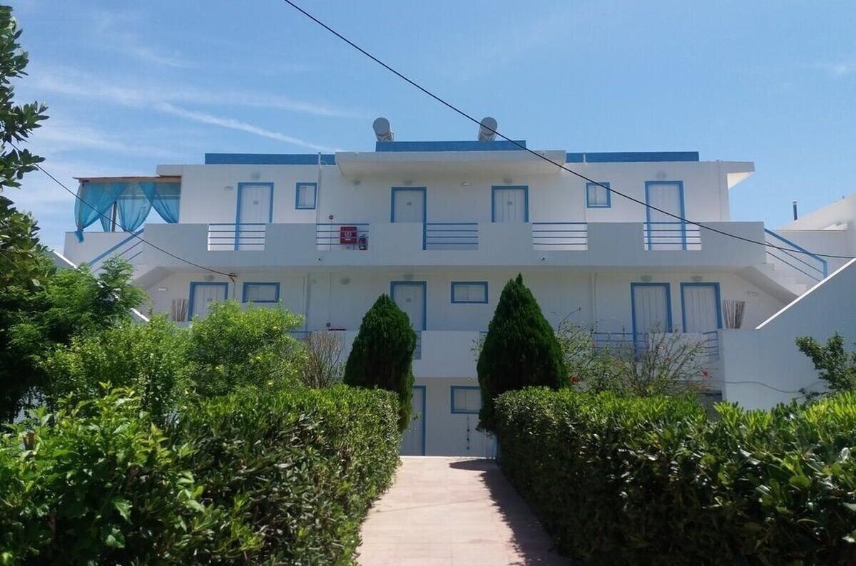 Отель Sofias Blue Apartments 3*