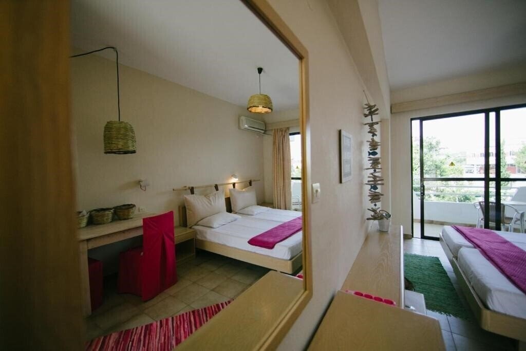 Картинка Gorgona Studios 3*