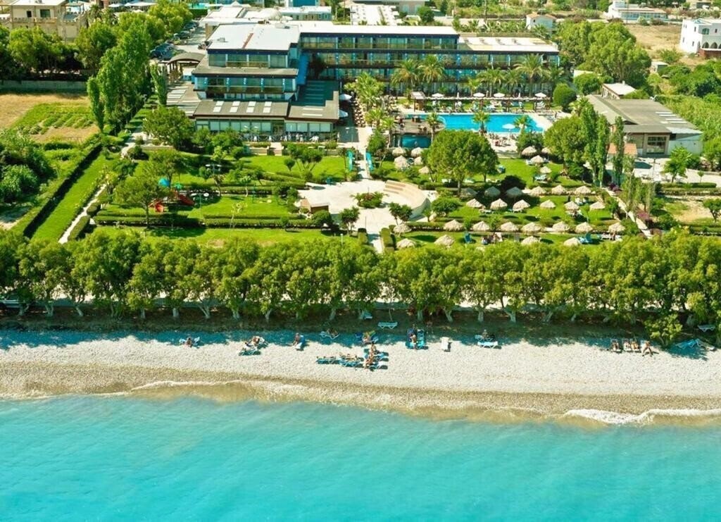 Готель All Senses Ocean Blue Sea Side Resort 4*