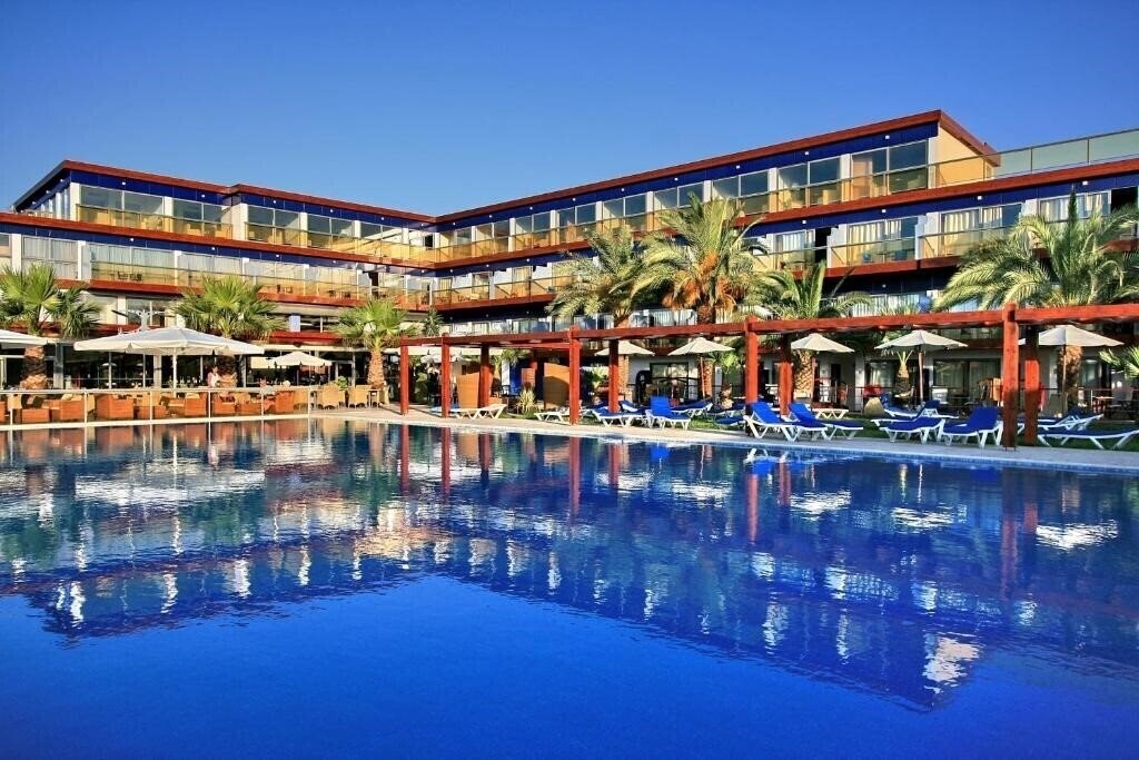 Фотографія All Senses Ocean Blue Sea Side Resort 4*