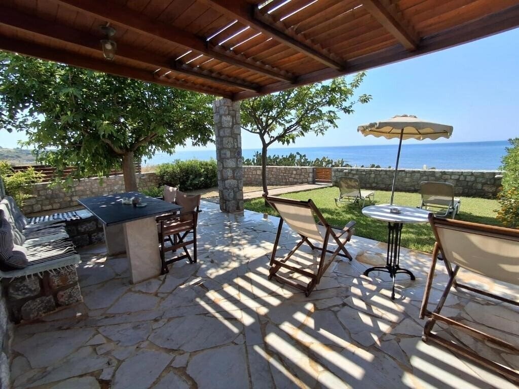 Изображение Alisahni Beachfront Villas вилла