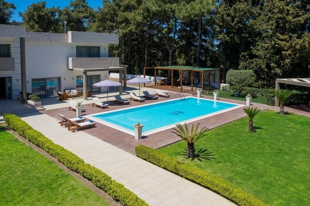 Картинка Bella Foresta Villa вилла