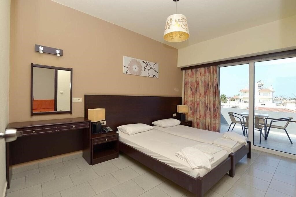 Зображення Ialysos City Hotel 3*