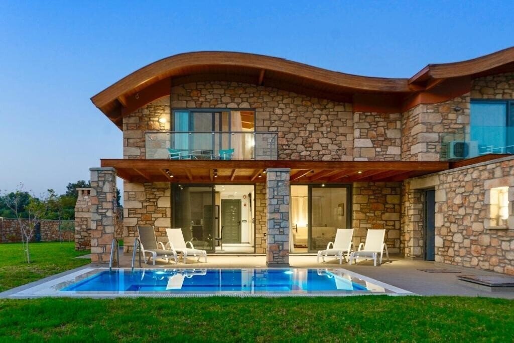 Готель Estrella Villas 5*