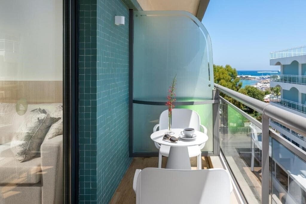 Фотографія Mediterranean Hotel Rhodes 4*