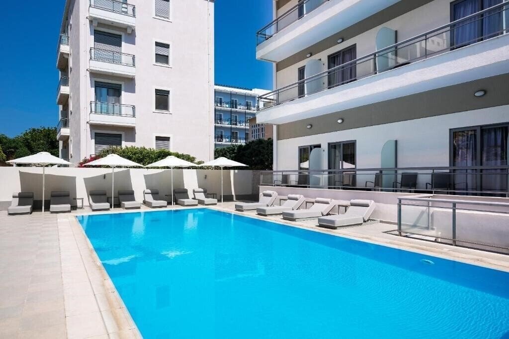 Отель Angela Downtown Hotel 3*
