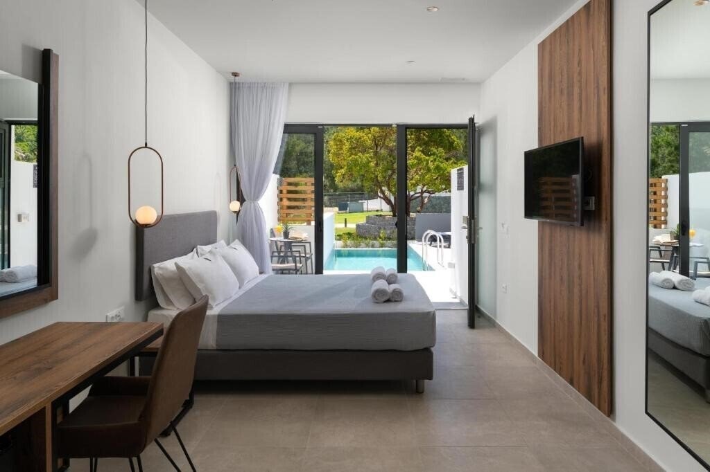 Фото Atalanti Boutique Hotel - Adults Only 4*