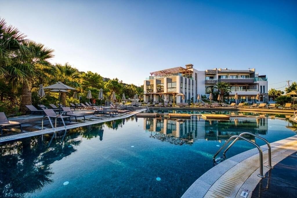 Изображение Atalanti Boutique Hotel - Adults Only 4*