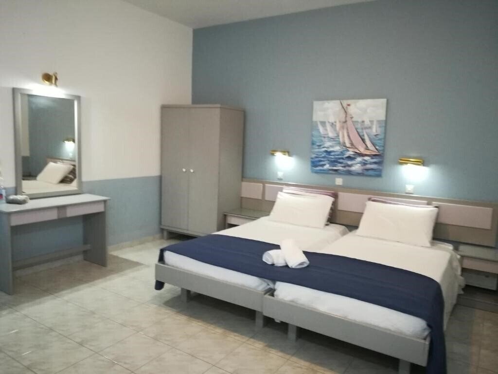 Фотографія Stone Garden Apartments 2*