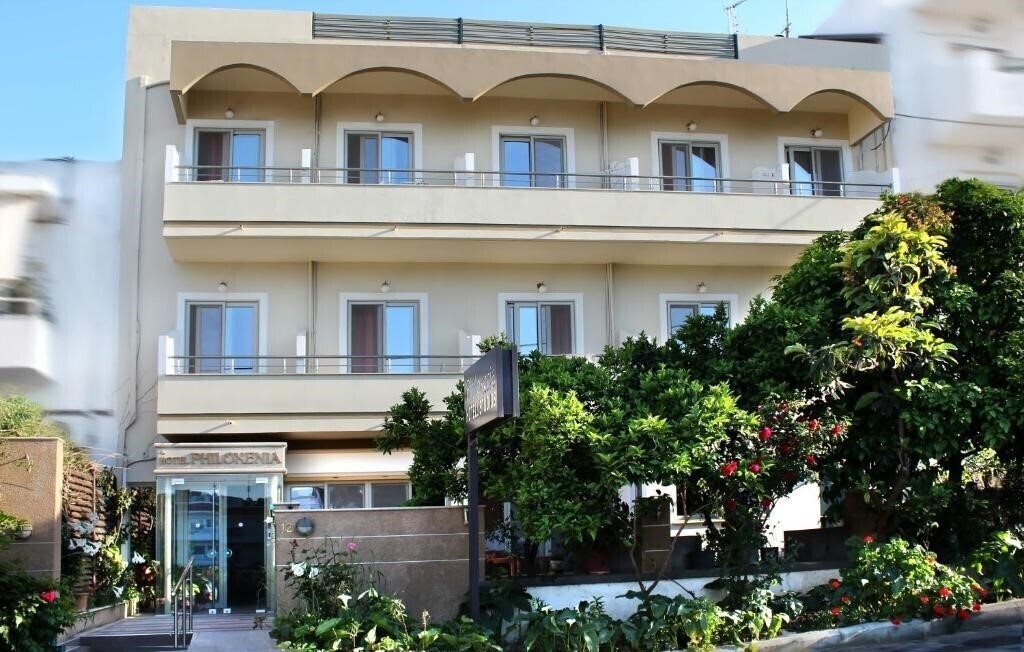 Отель Philoxenia Hotel & Studios 2*