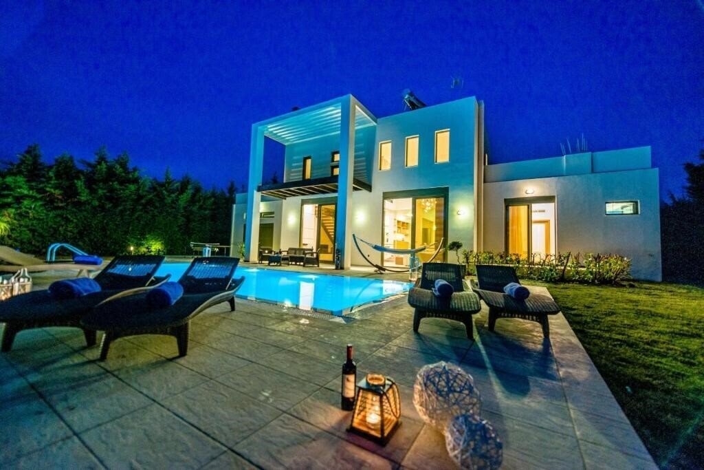 Отель Filerimos Oasis Villa 5*