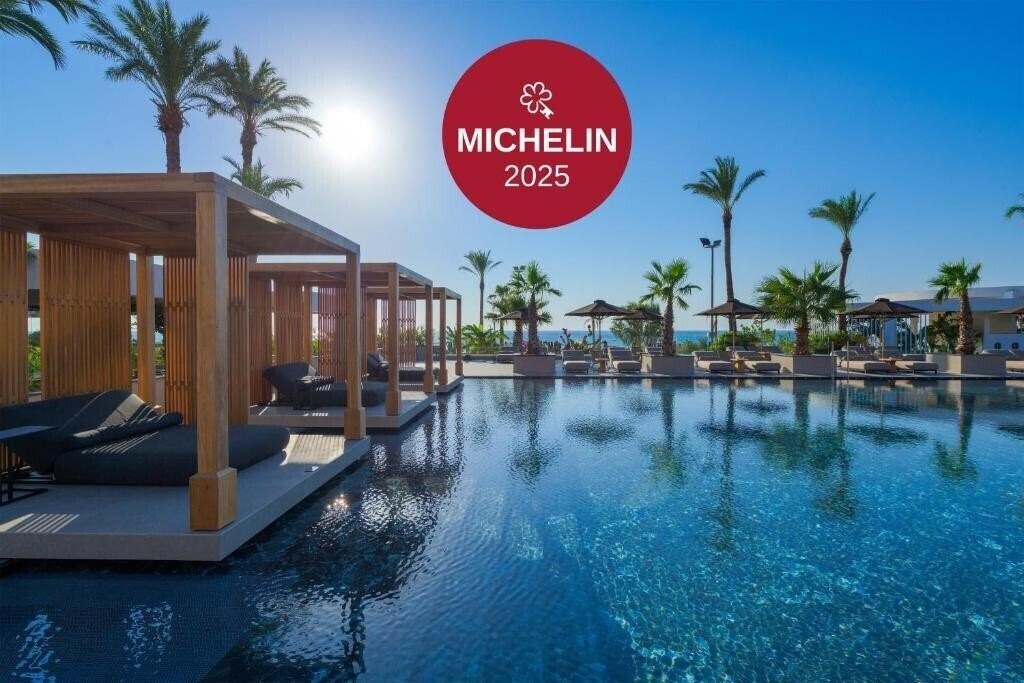 Готель Ammades All Suites Beach Hotel Adults Only 5*