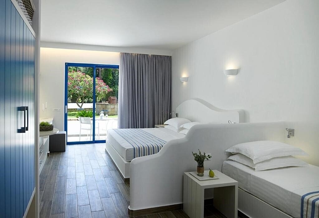 Фото Lindia Thalassa 3*
