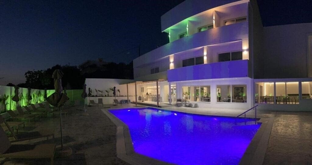 Фотографія Fresh Hotel Faliraki 3*