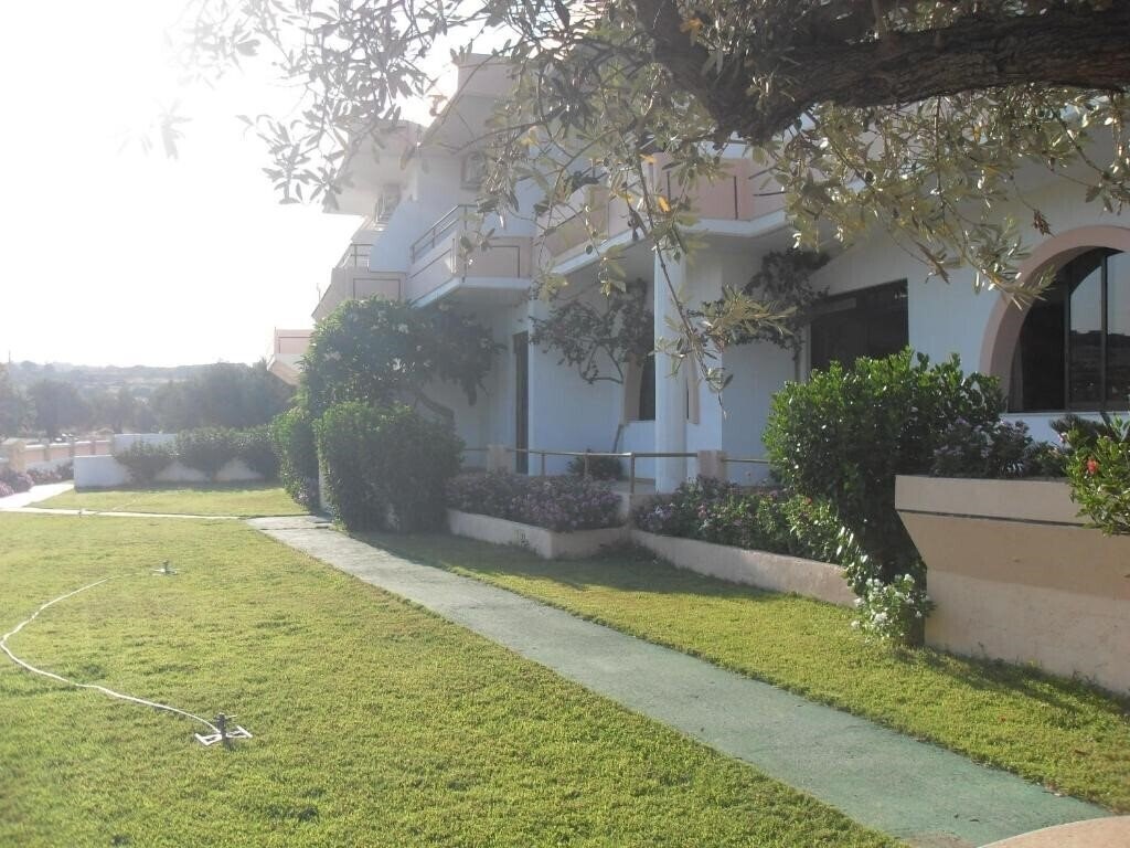 Картинка Vera Studios отель без категории