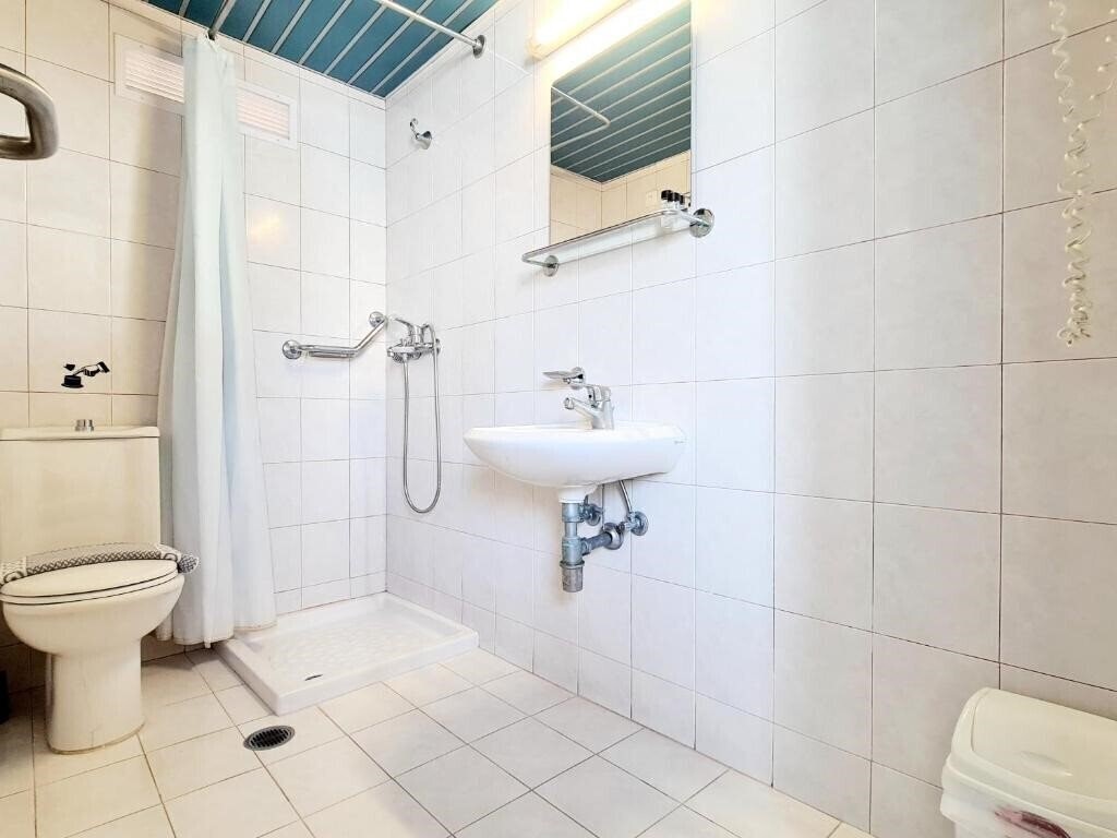 Фотографія G92 City Hotel отель без категории