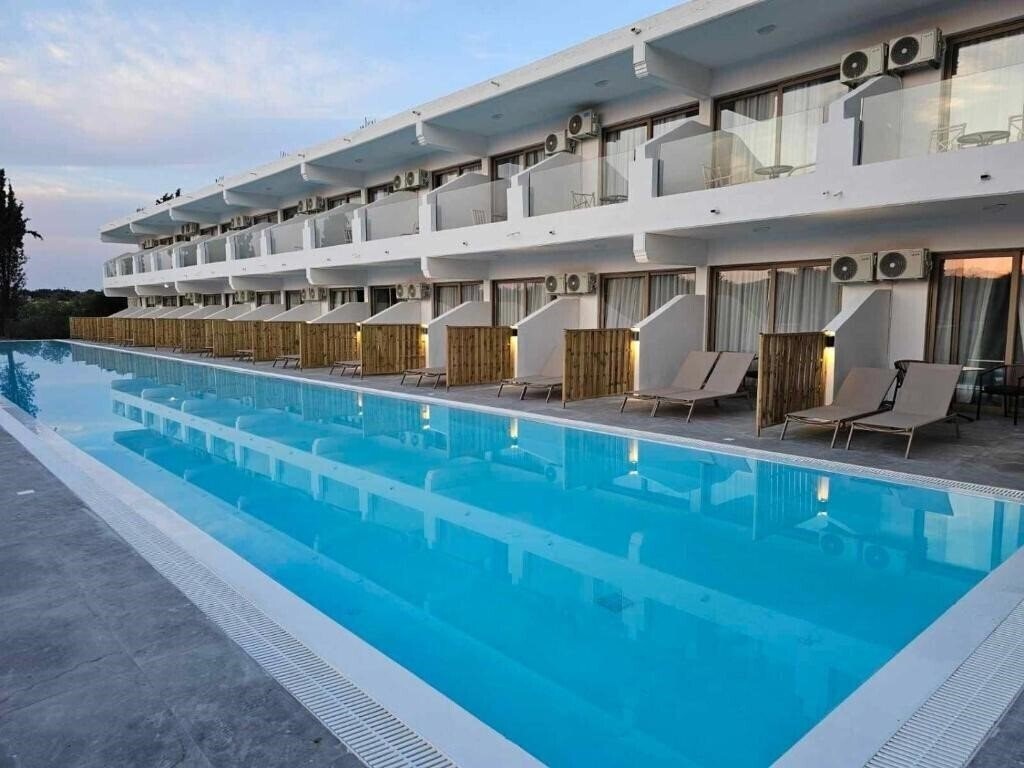 Готель Belvita Hotel 4*