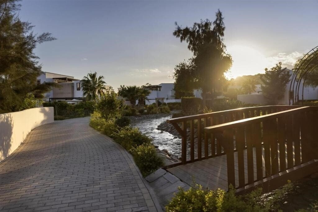 Зображення Aulus Lindos Rhodes Resort, Curio Collection by Hilton 5*