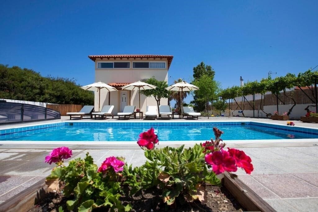 Готель Villa Nefeli 4*