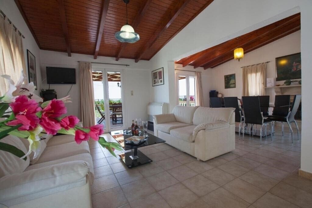 Фотографія Villa Nefeli 4*