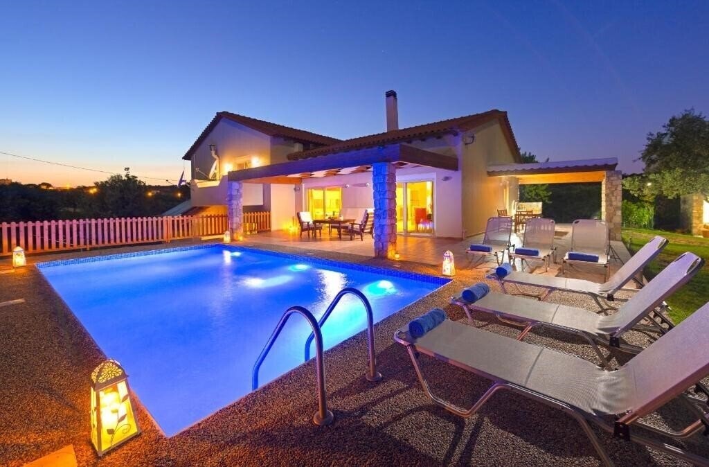 Отель Olive Villa Kolymbia 4*