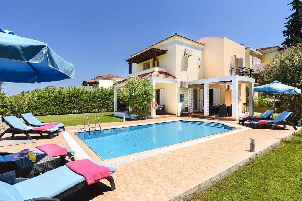 Фото Seven Springs Apollon Villa 4*