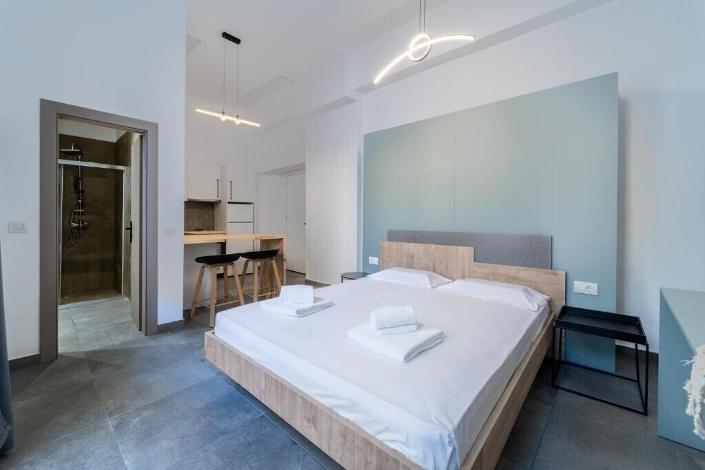 Готель Alley 7 4*