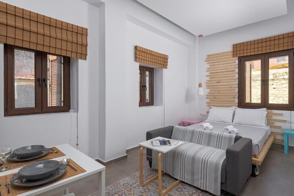 Фотографія Alley 7 4*