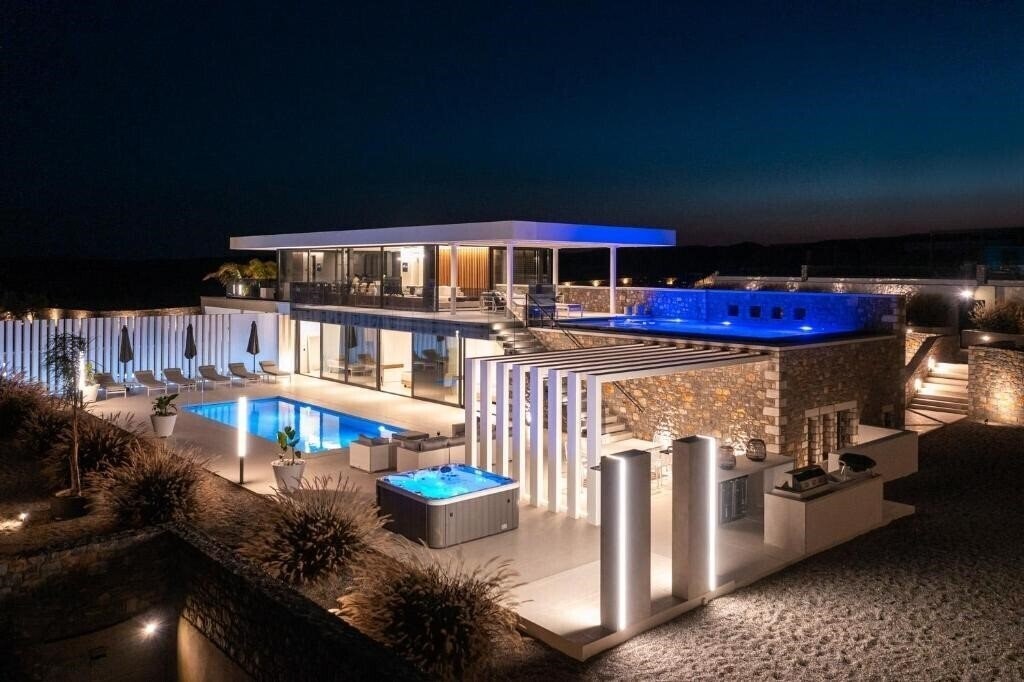 Готель Amara Luxury Villas 4*