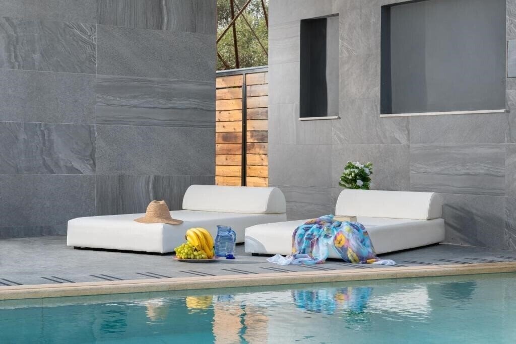 Фото Harmony Residences 4*