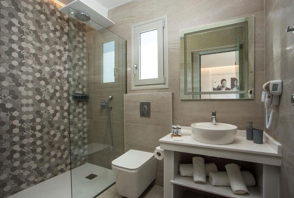 Фотография Hollywood Inn 4*