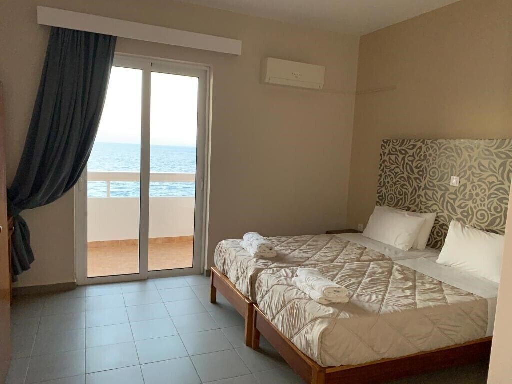 Отель 4 Brothers 2*