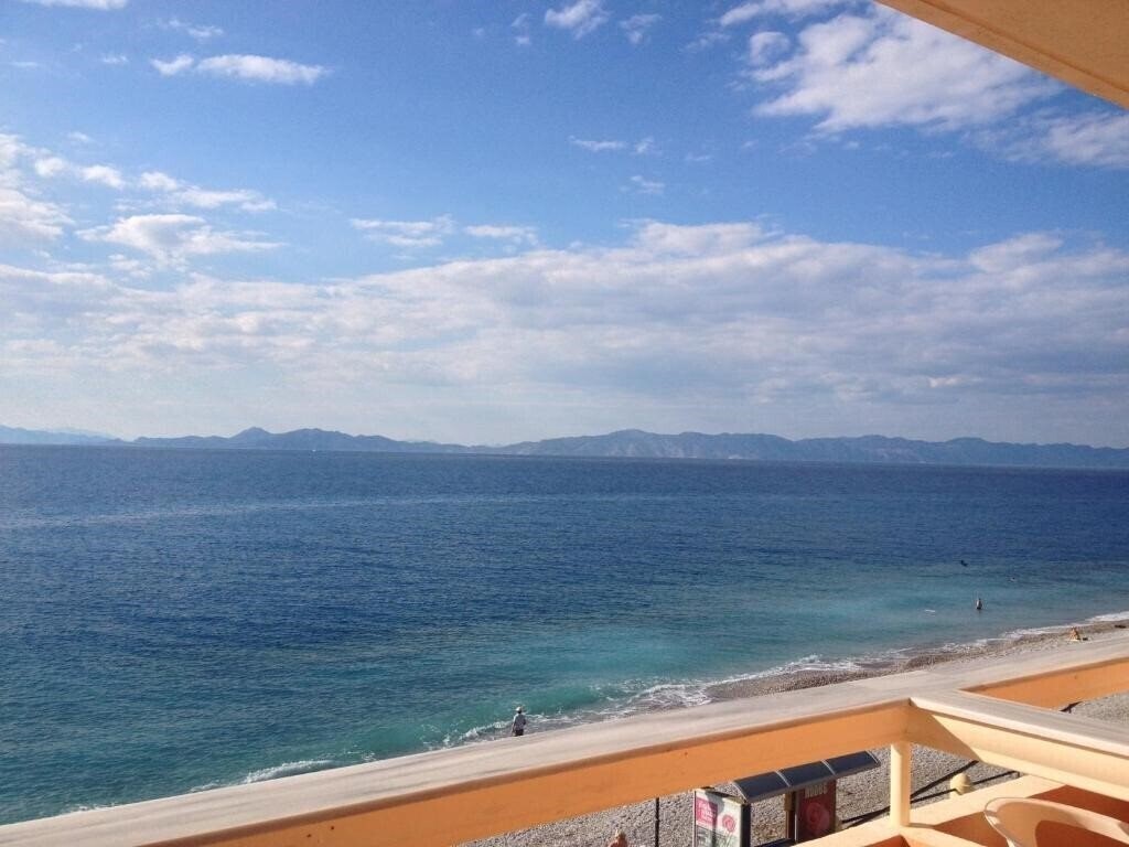 Фото 4 Brothers 2*