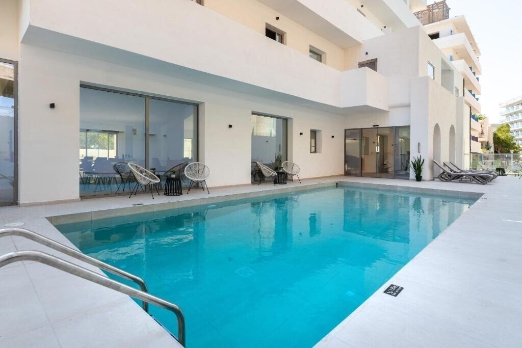 Отель Rodos White Boutique Hotel 4*