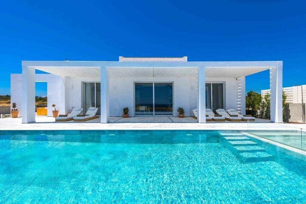 Отель Villa Seashore 4*